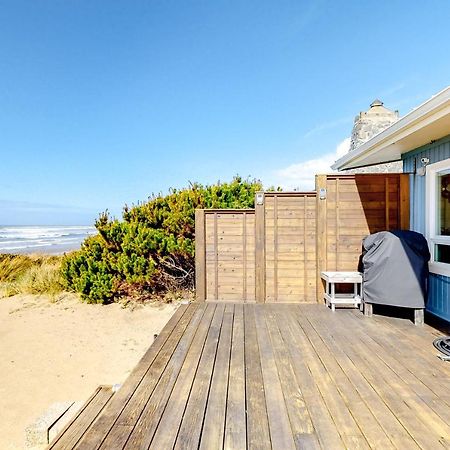 Rockin' Away Beach House ロックアウェイ・ビーチ エクステリア 写真